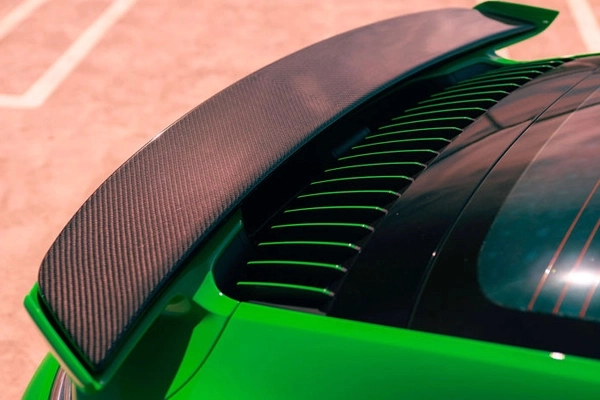 carbon spoiler 1